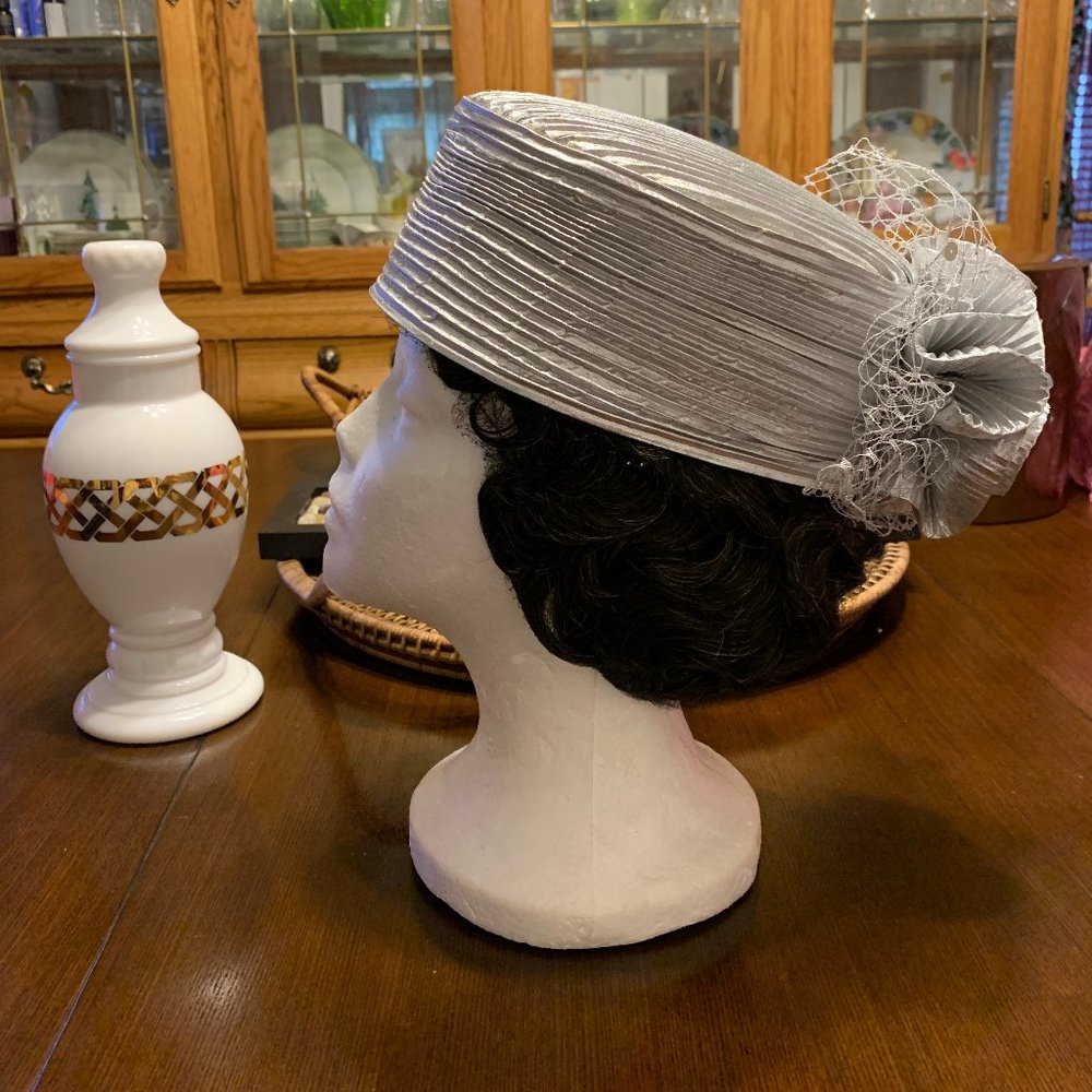 Hat - Picture 4 of 4